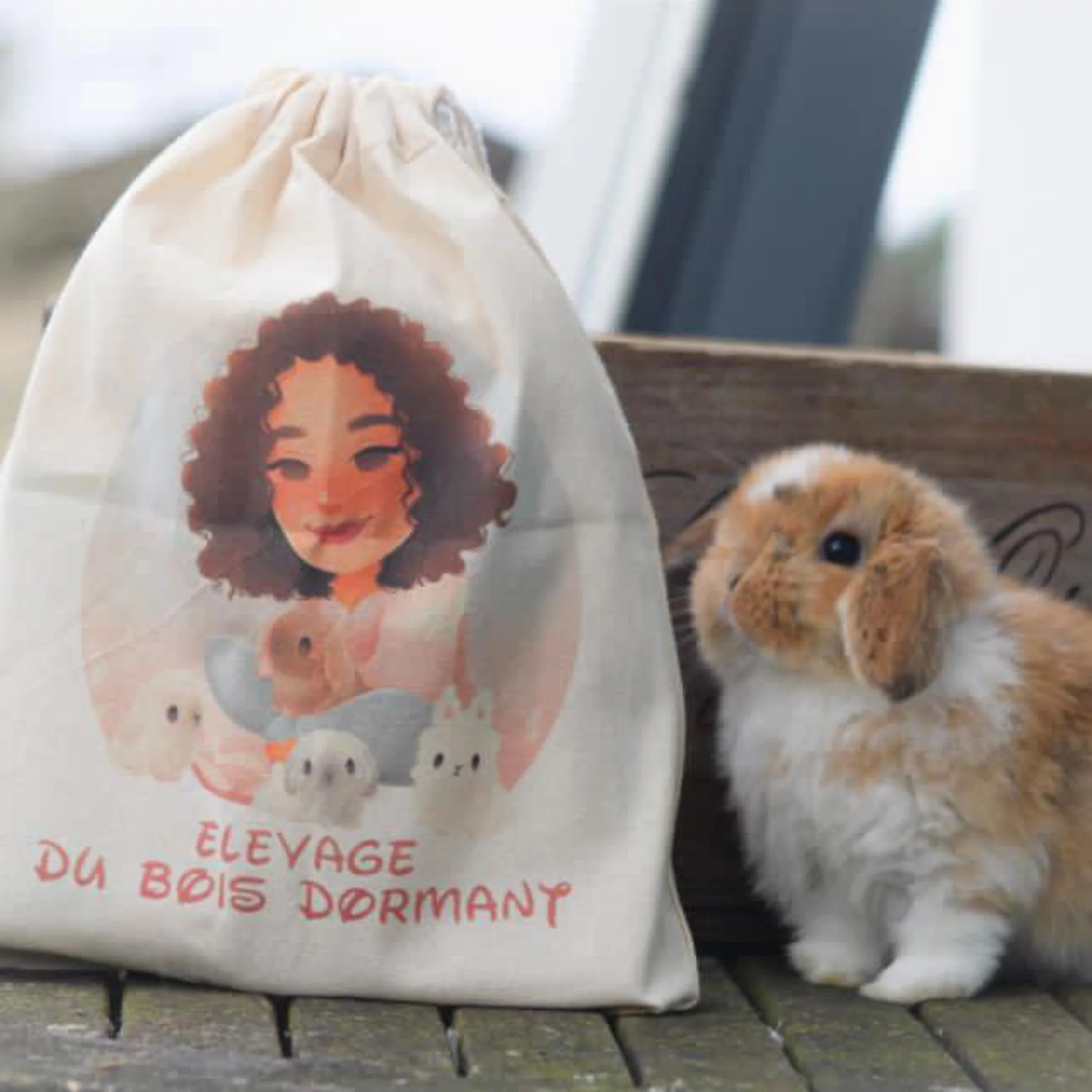 Personalized pouches with dog or cat breeding logo 