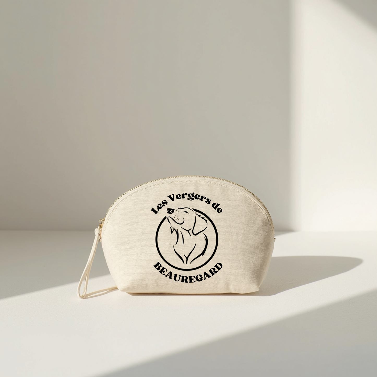 Personalized pouches with dog or cat breeding logo 